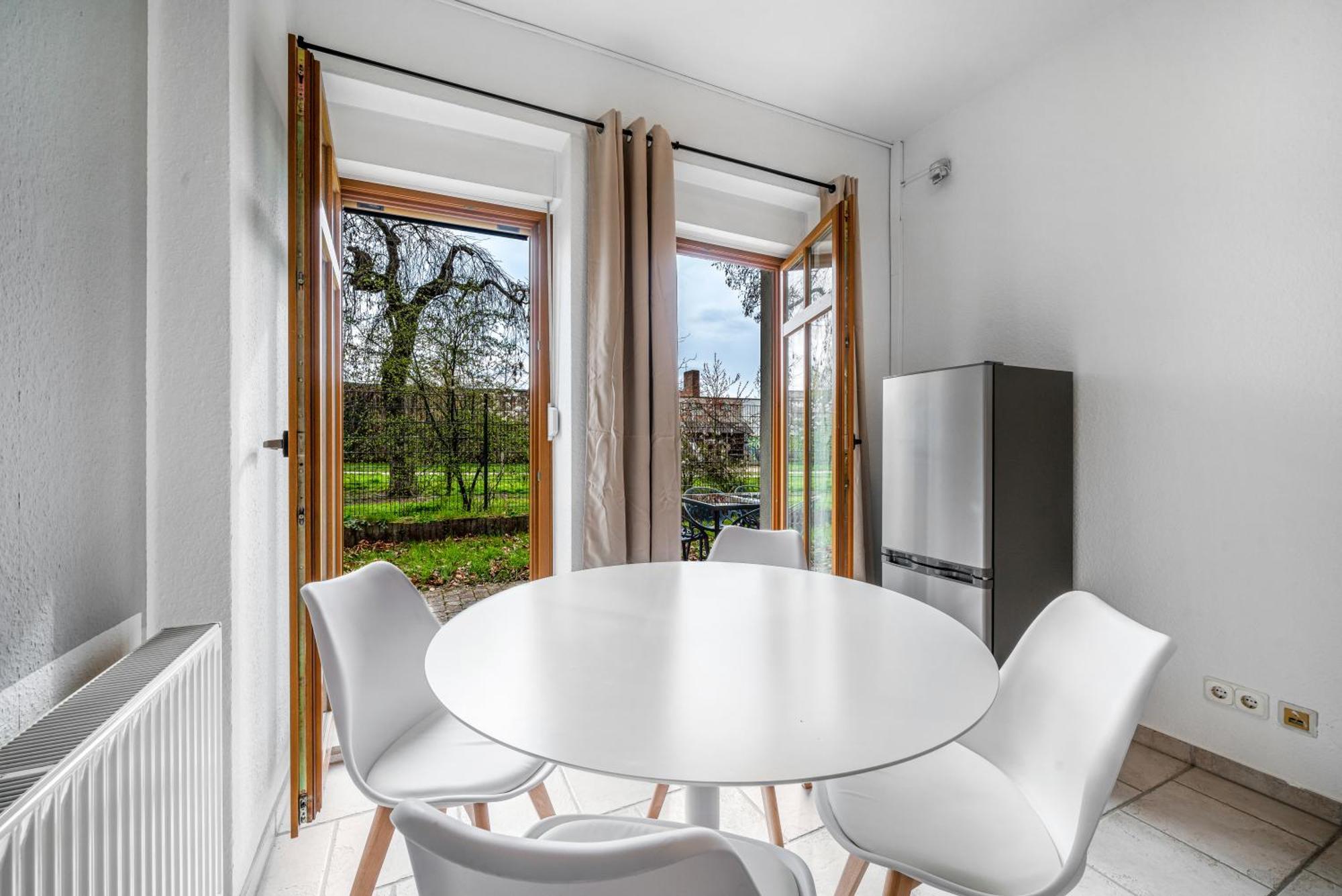 Lehastays - Apartments Buckau 16A I Kueche I Smart Tv Mit Netflix I Toller Innenhof Magdeburg Eksteriør billede